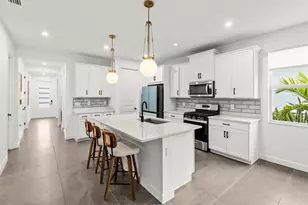 9165 SW Remy Ln, Port Saint Lucie, FL 34987 - Photo 3