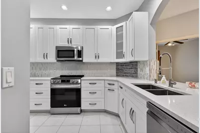 10564 Royal Caribbean Circle, Boynton Beach, FL 33437 - Photo 7