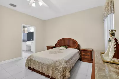 10564 Royal Caribbean Circle, Boynton Beach, FL 33437 - Photo 23