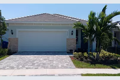 4397 Pinafore Street #Hallmark 216, Vero Beach, FL 32967 - Photo 1