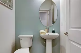 608 Waters Edge Ln, Port Saint Lucie, FL 34983 - Photo 11