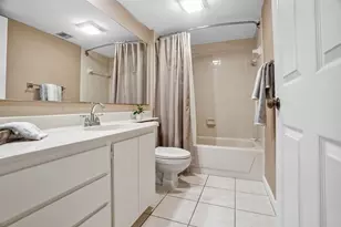 6061 Balboa Cir, Boca Raton, FL 33433 - Photo 11