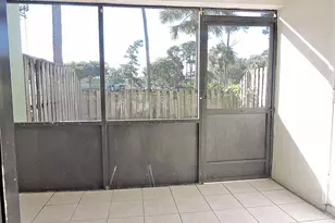 5040 Society Pl E, West Palm Beach, FL 33415 - Photo 11