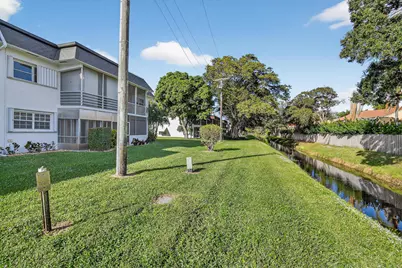 10000 Meridian Way N #15, Palm Beach Gardens, FL 33410 - Photo 33