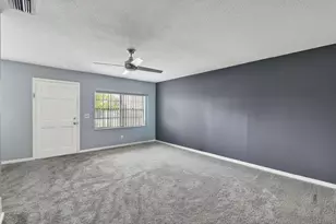 10000 Meridian Way N, Palm Beach Gardens, FL 33410 - Photo 9