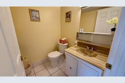 705 Lori Drive #309, Palm Springs, FL 33461 - Photo 3