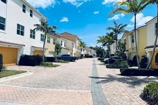 1527 NW 48th Ln, Boca Raton, FL 33431 - Photo 23