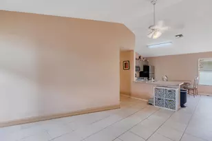 426 15th Ln SW, Vero Beach, FL 32962 - Photo 9