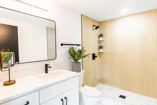 6370 Plunkett St, Hollywood, FL 33023 - Photo 11