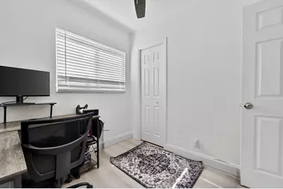 5909 Pinewood Avenue, West Palm Beach, FL 33407 - Photo 23