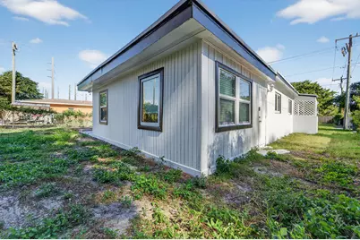 5909 Pinewood Avenue, West Palm Beach, FL 33407 - Photo 35