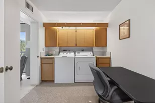 2581 Village Blvd, West Palm Beach, FL 33409 - Photo 19