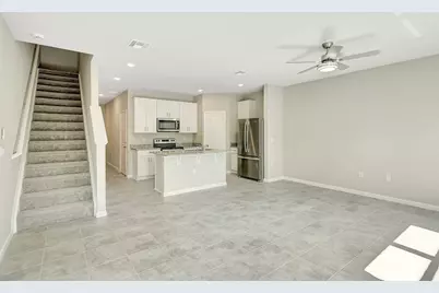 5694 SE Edgewater Circle, Stuart, FL 34997 - Photo 9