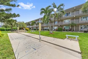 3200 NE 7th Ct, Pompano Beach, FL 33062 - Photo 21