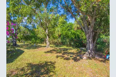 61 E Caribbean, Port Saint Lucie, FL 34952 - Photo 41