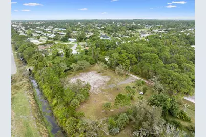 4911 Grovers Road, Fort Pierce, FL 34951 - Photo 5