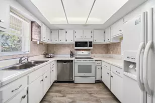 419 S US Hwy 1, North Palm Beach, FL 33408 - Photo 1