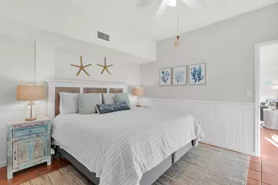 351 10th Street, Key Colony Beach, FL  - Photo 43