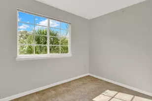 9901 Baywinds Dr, West Palm Beach, FL 33411 - Photo 13