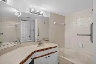 102 Sea Oats Dr, Juno Beach, FL 33408 - Photo 35