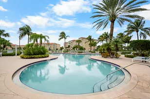 8 Harbour Isle Dr E, Fort Pierce, FL 34949 - Photo 29