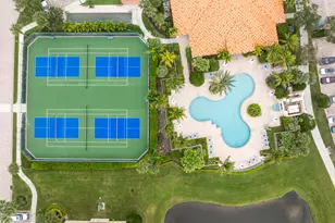 8 Harbour Isle Dr E, Fort Pierce, FL 34949 - Photo 9