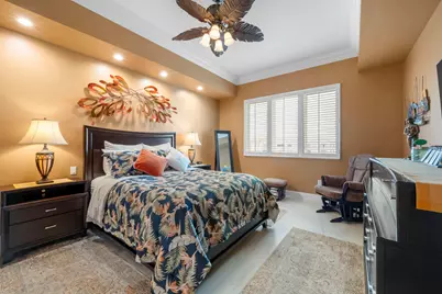 8 Harbour Isle Drive E #Ph5, Fort Pierce, FL 34949 - Photo 3