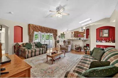 601 NW Riverside Drive, Port Saint Lucie, FL 34983 - Photo 13