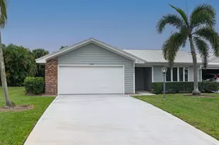 2918 SE Fairway W, Stuart, FL 34997 - Photo 1