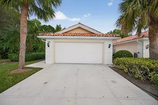 8381 SE Double Tree Dr, Hobe Sound, FL 33455 - Photo 3