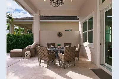 10088 Regency Way, Palm Beach Gardens, FL 33412 - Photo 13