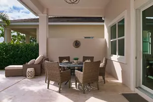 10088 Regency Wy, Palm Beach Gardens, FL 33412 - Photo 13