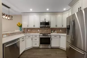 8878 SE Riverfront Terrace, Jupiter, FL 33469 - Photo 19