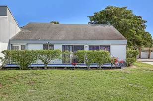 241 NW 15th St, Boca Raton, FL 33432 - Photo 35