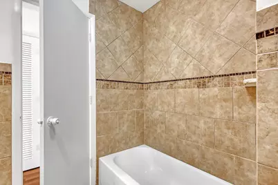 241 NW 15th Street, Boca Raton, FL 33432 - Photo 21