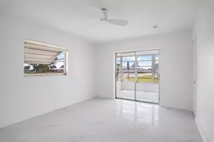 8508 NW 59th Pl, Tamarac, FL 33321 - Photo 9