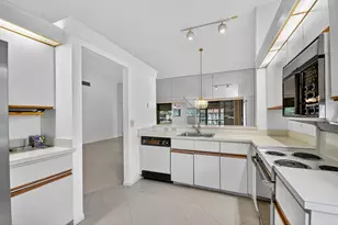 10631 Ocean Palm Way, Boynton Beach, FL 33437 - Photo 19
