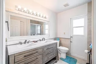 12775 Guilford Cir, Wellington, FL 33414 - Photo 21