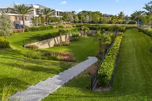 300 Grove Pl, Delray Beach, FL 33444 - Photo 19