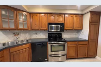 2425 Presidential Way #203, West Palm Beach, FL 33401 - Photo 3