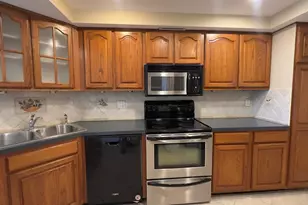 2425 Presidential Way, West Palm Beach, FL 33401 - Photo 3