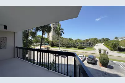 2425 Presidential Way #203, West Palm Beach, FL 33401 - Photo 23