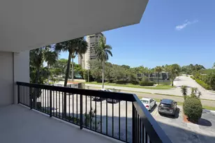 2425 Presidential Way, West Palm Beach, FL 33401 - Photo 23