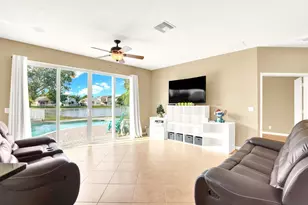 108 Devonshire Cir, Royal Palm Beach, FL 33414 - Photo 17