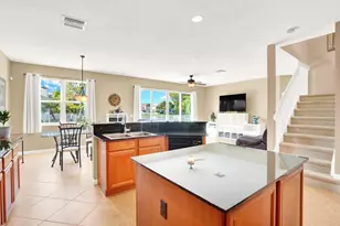 108 Devonshire Cir, Royal Palm Beach, FL 33414 - Photo 13