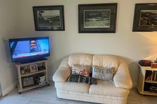 2208 S Cypress Bend Dr, Pompano Beach, FL 33069 - Photo 15