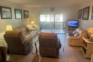 2208 S Cypress Bend Dr, Pompano Beach, FL 33069 - Photo 13