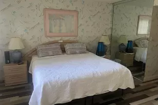 2208 S Cypress Bend Dr, Pompano Beach, FL 33069 - Photo 23