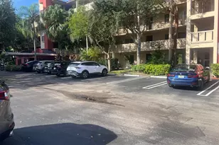 2208 S Cypress Bend Dr, Pompano Beach, FL 33069 - Photo 1