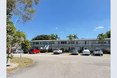 237 Northampton L #237, West Palm Beach, FL 33417 - Photo 3